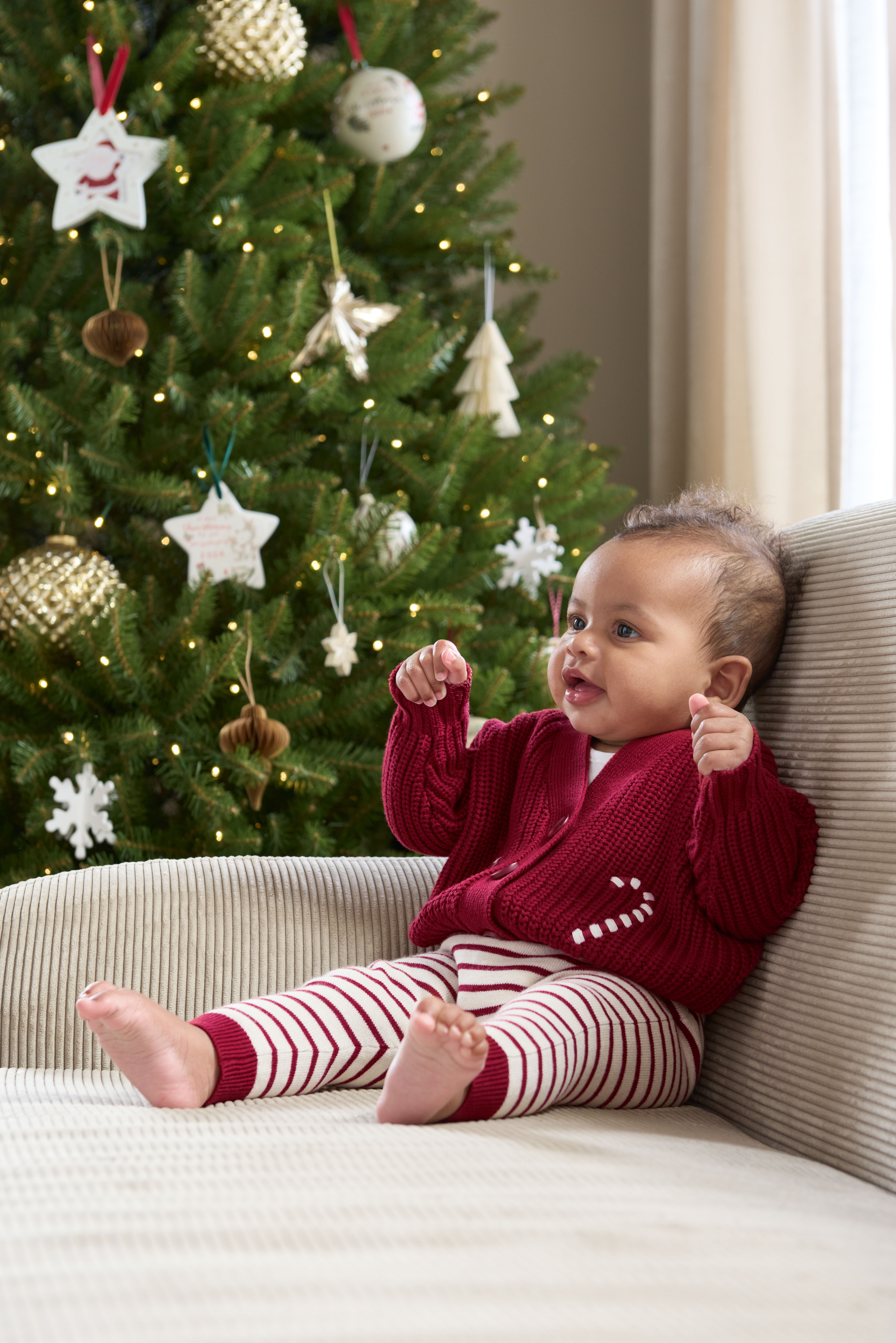 طقم منسوج بلون أحمر، 2 قطع image number 1