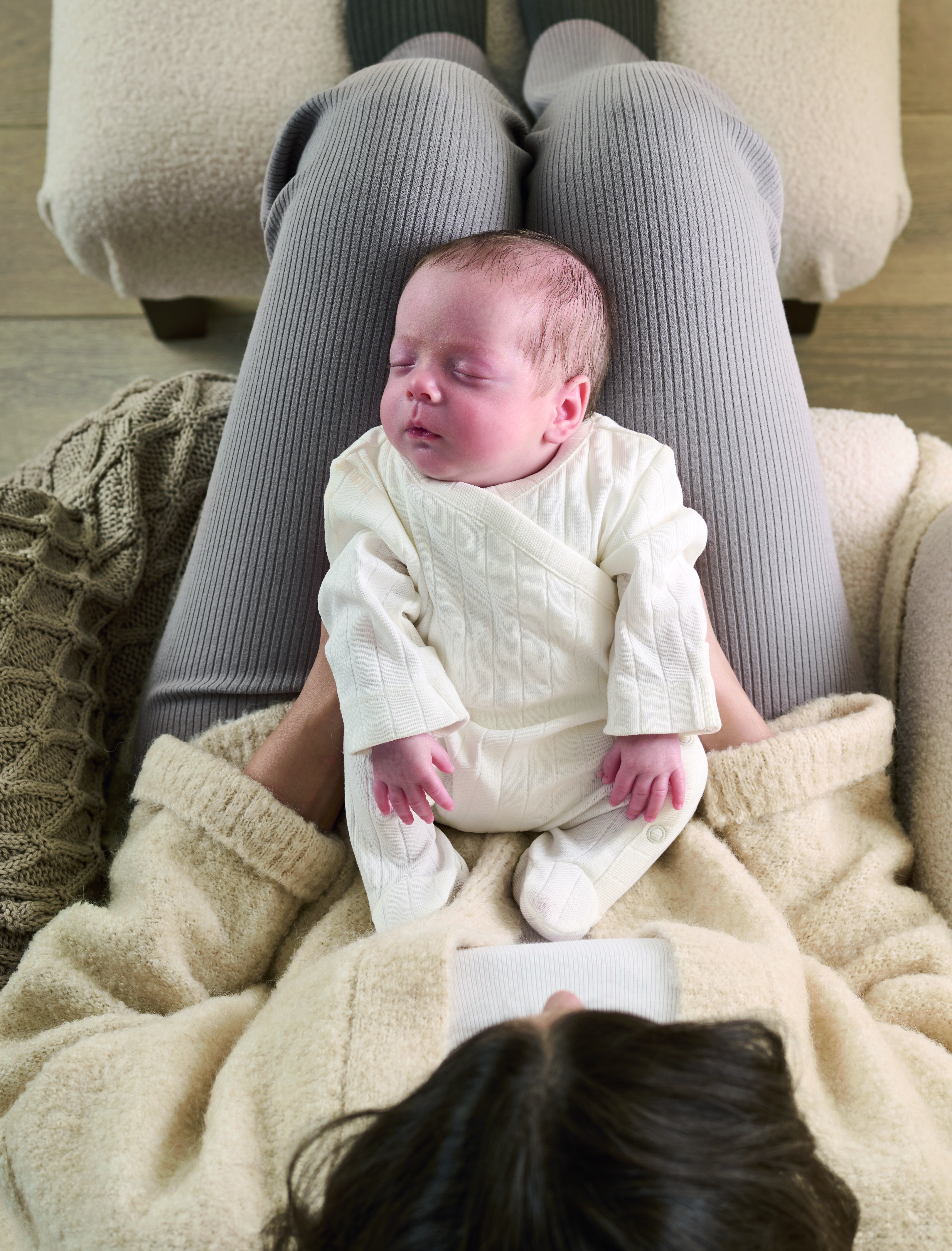 طقم ملابس حديثي الولادة - 4 قطع image number 2