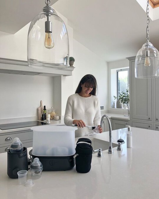 مجموعة رضاعة كاملة كلوزر تو نيتشر من تومي تيببي - أسود مجموعة رضاعة كاملة كلوزر تو نيتشر من تومي تيببي - أسود image number 4