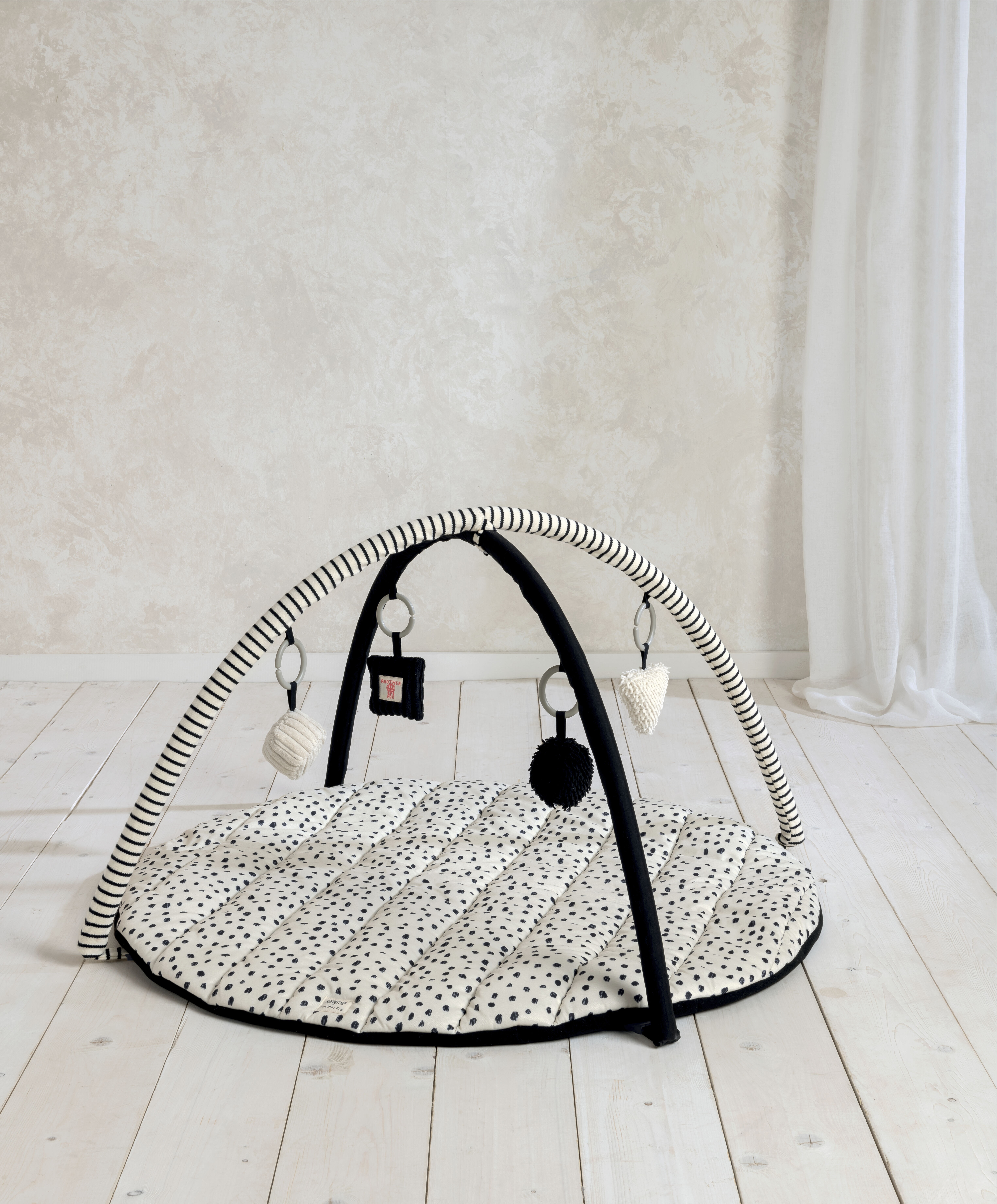 مفرش لعب أنوذر فوكس image number 2