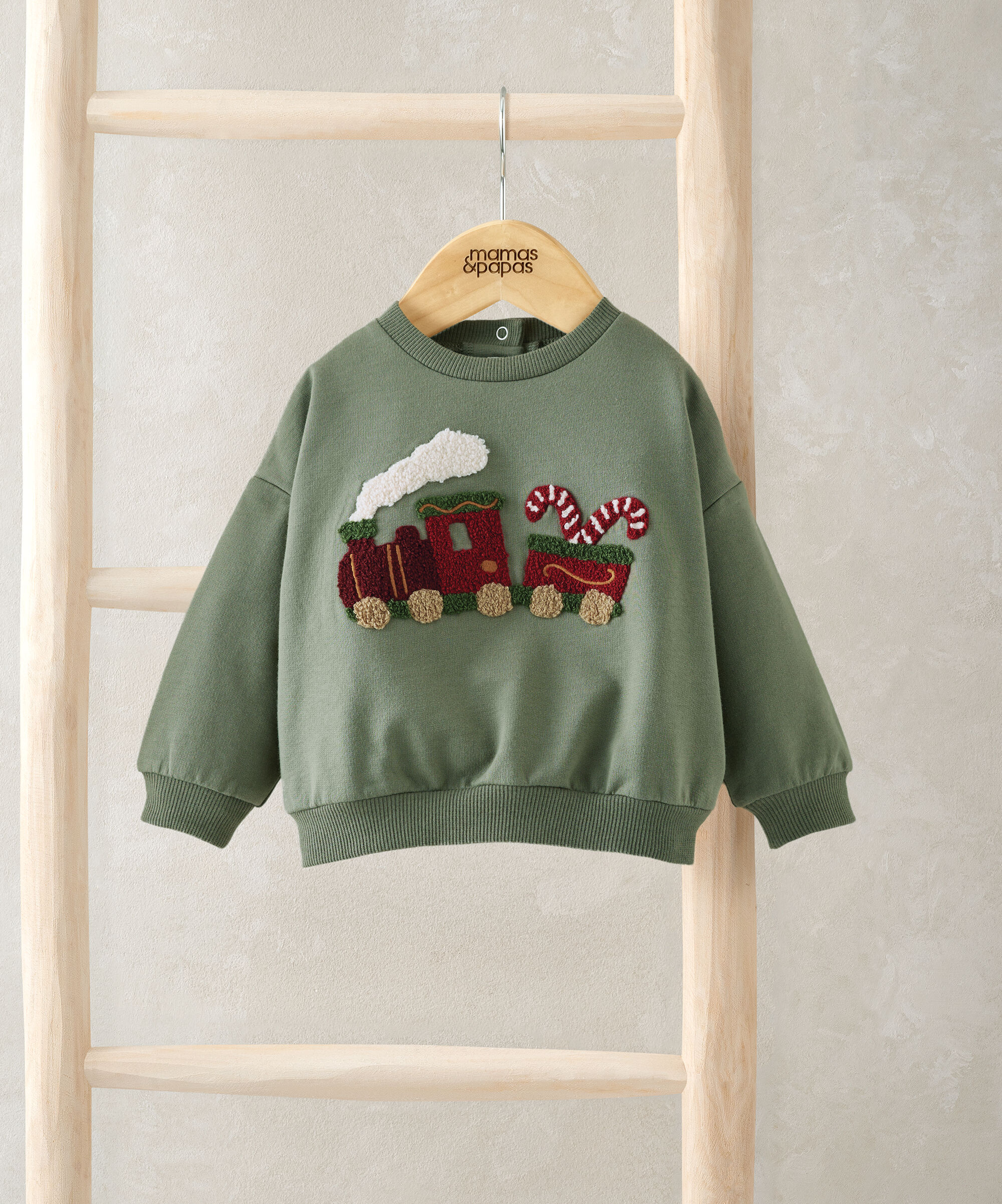 كنزة بتطريز قطار للكريسماس image number 3