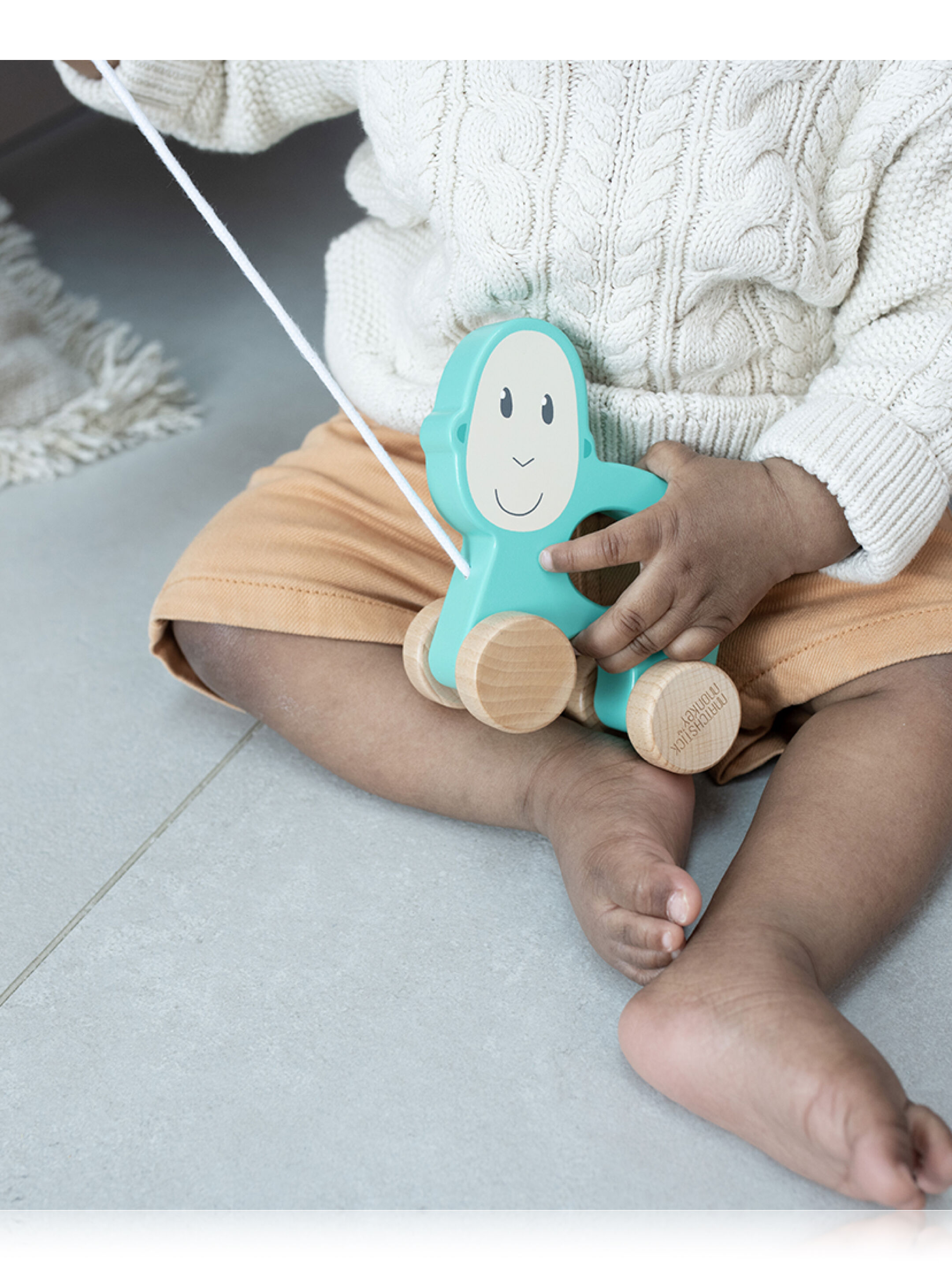 لعبة قابلة للجر بتصميم القرد ماتشستيك من ماتشستيك مونكي