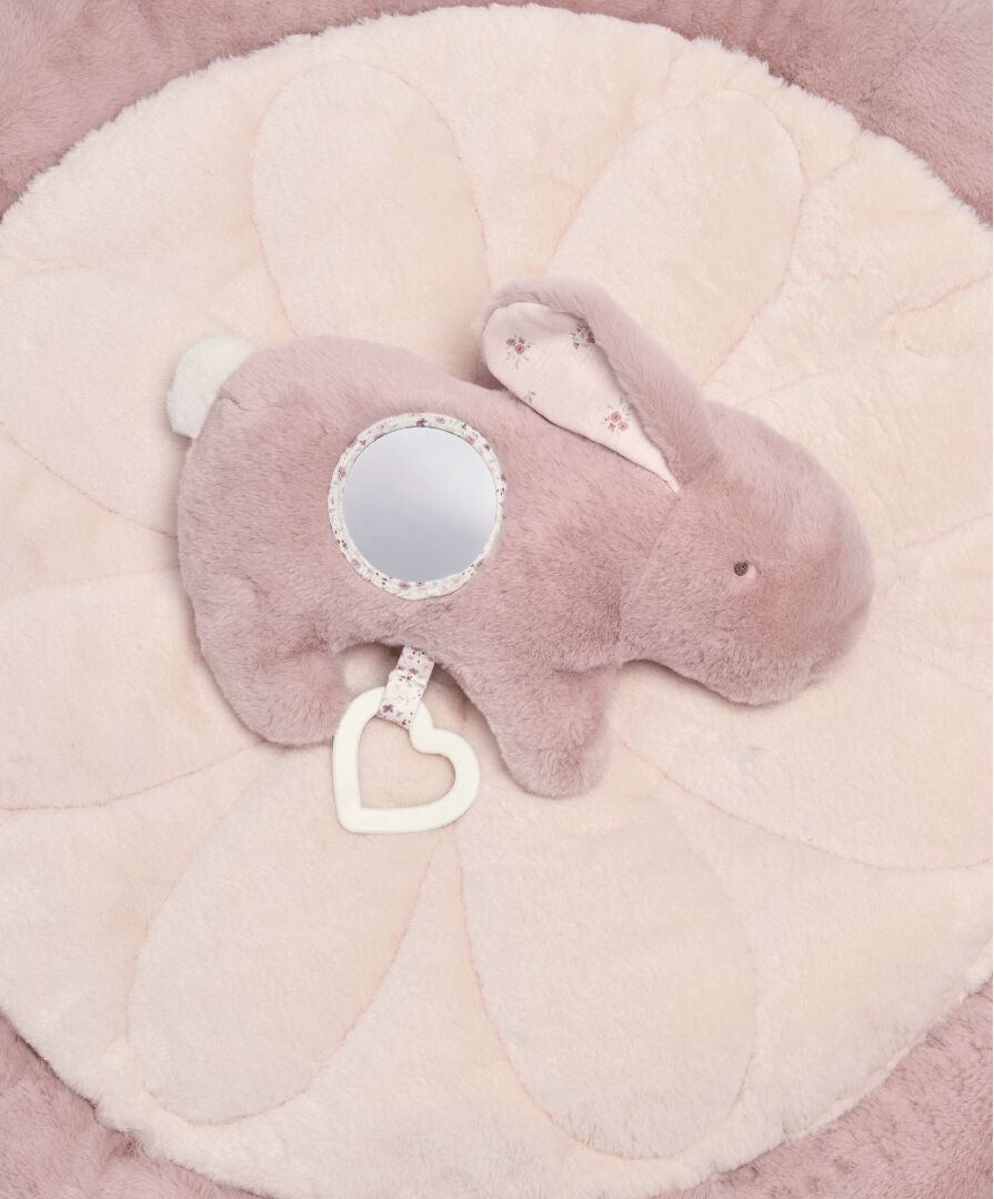 مفرش لعب ويلكم تو ذا وورلد بتصميم أرنب - وردي image number 11