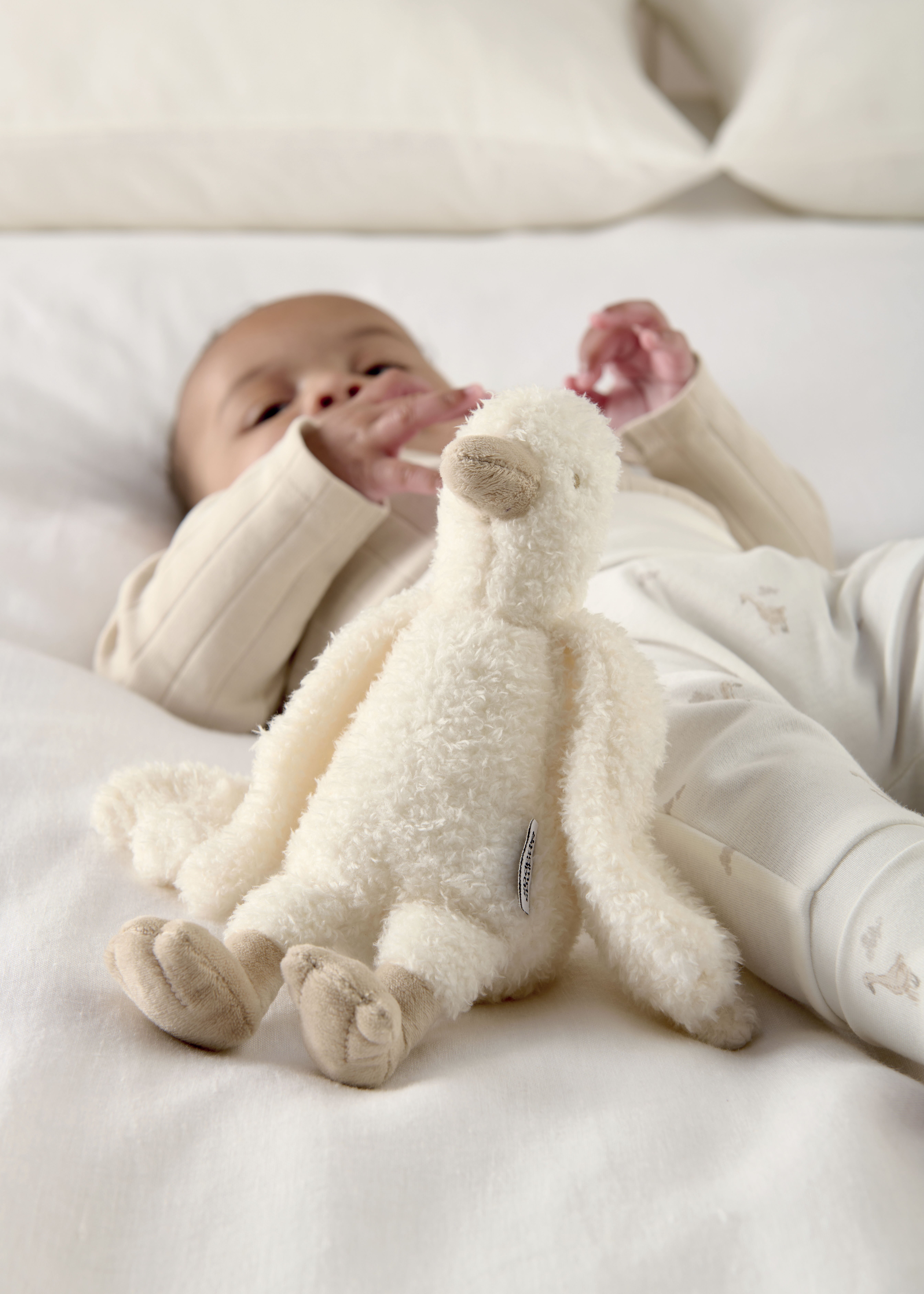 لعبة لينة - ويلكم تو ذا وورلد لينة داكلينج image number 1