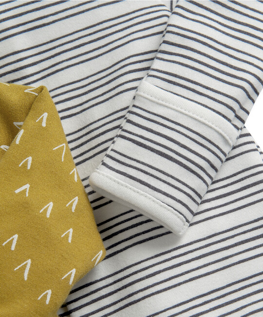 طقم بيجاما قطعة واحدة بنقشة سفاري - 3 قطع طقم بيجاما قطعة واحدة بنقشة سفاري - 3 قطع image number 4