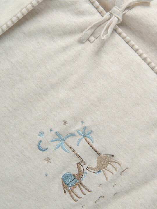 بطانية سناغل مي لون بتطريز جمل - أزرق image number 2