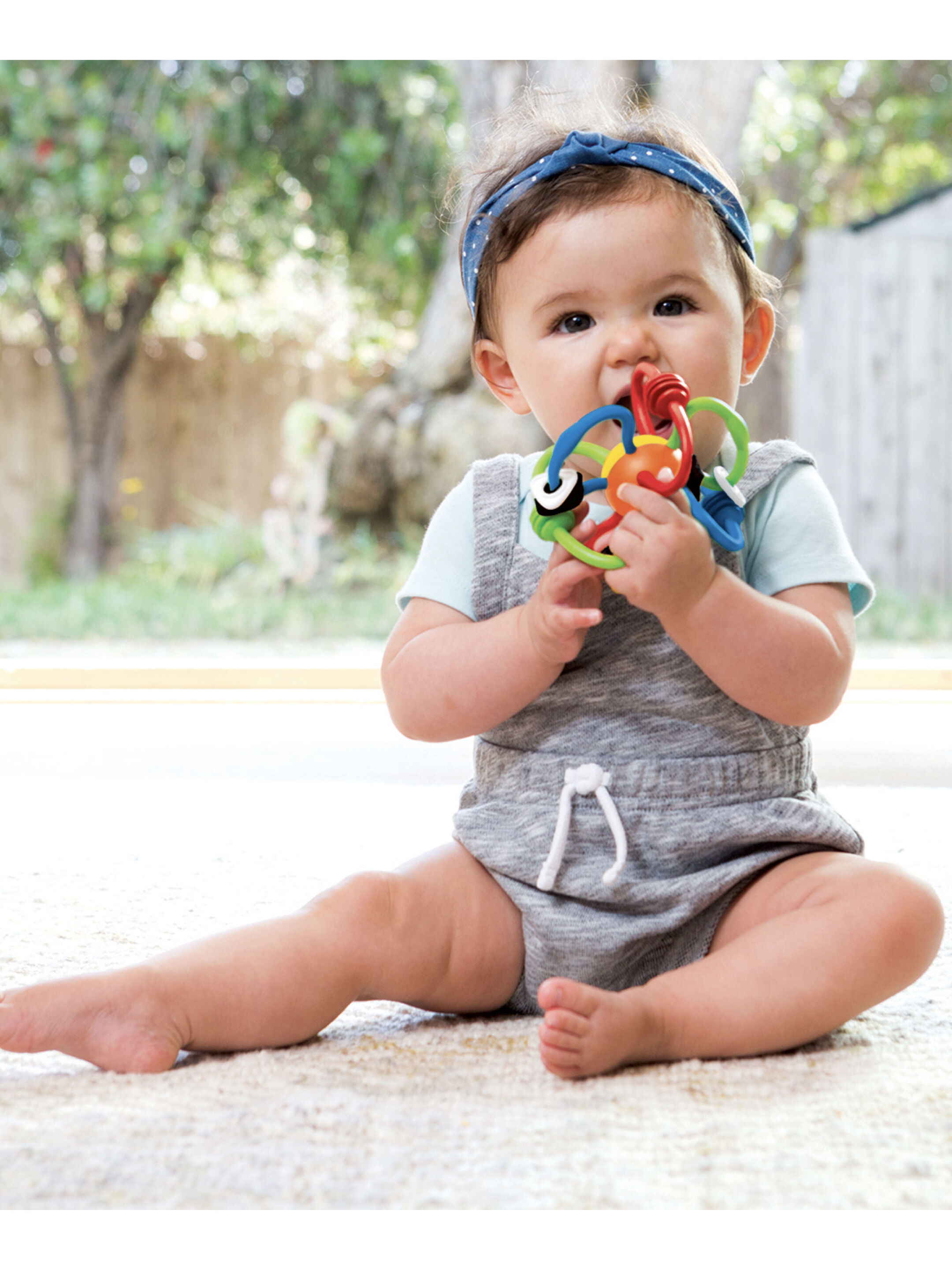 حلقات تسنين وخشخيشة بتصميم أنابيب قابلة للثني من إنفانتينو image number 1