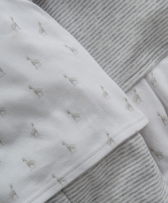 طقم بيجاما بنقشة مخططة طقم بيجاما بنقشة مخططة image number 2