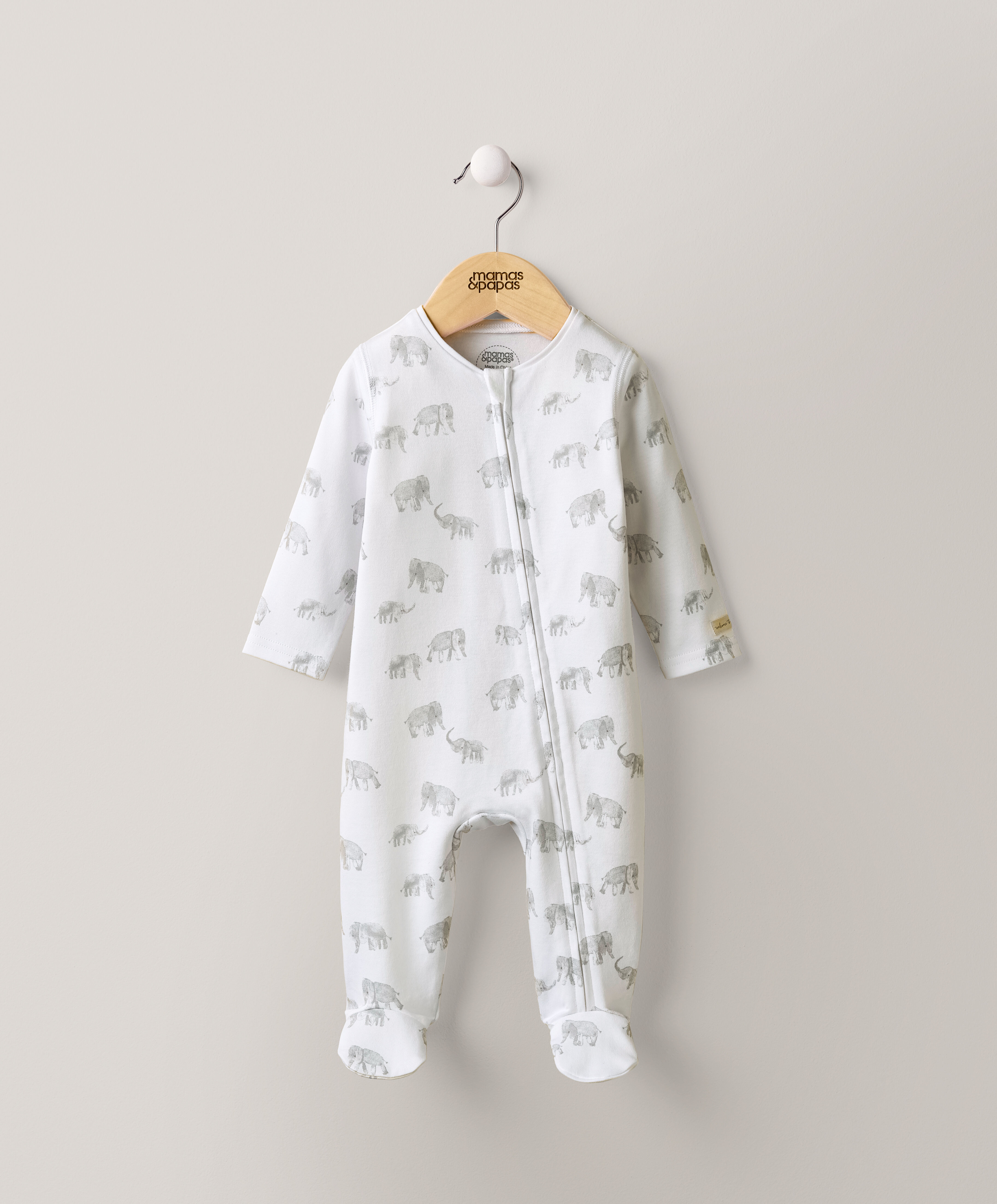 لباس الكل في واحد بنقشة فيل وسحّاب image number 3