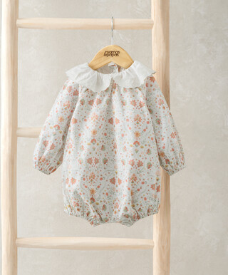 رومبر بنقشة زهور متماثلة رومبر بنقشة زهور متماثلة